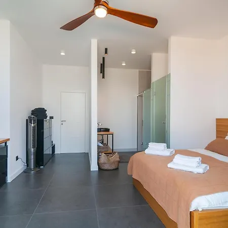 Gorgeous In With House Sea View Vakantiehuis Sutivan