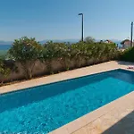 Ferienhaus 2 Bedroom In Sutivan