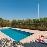 2 Bedroom In Sutivan